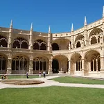 Appartement Atelier - House In Belem