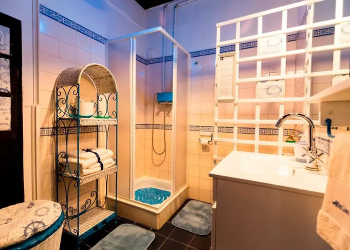 Atelier - House In Belem *