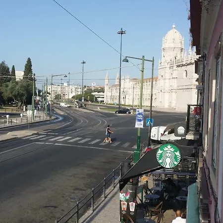 Atelier - House In Belém
